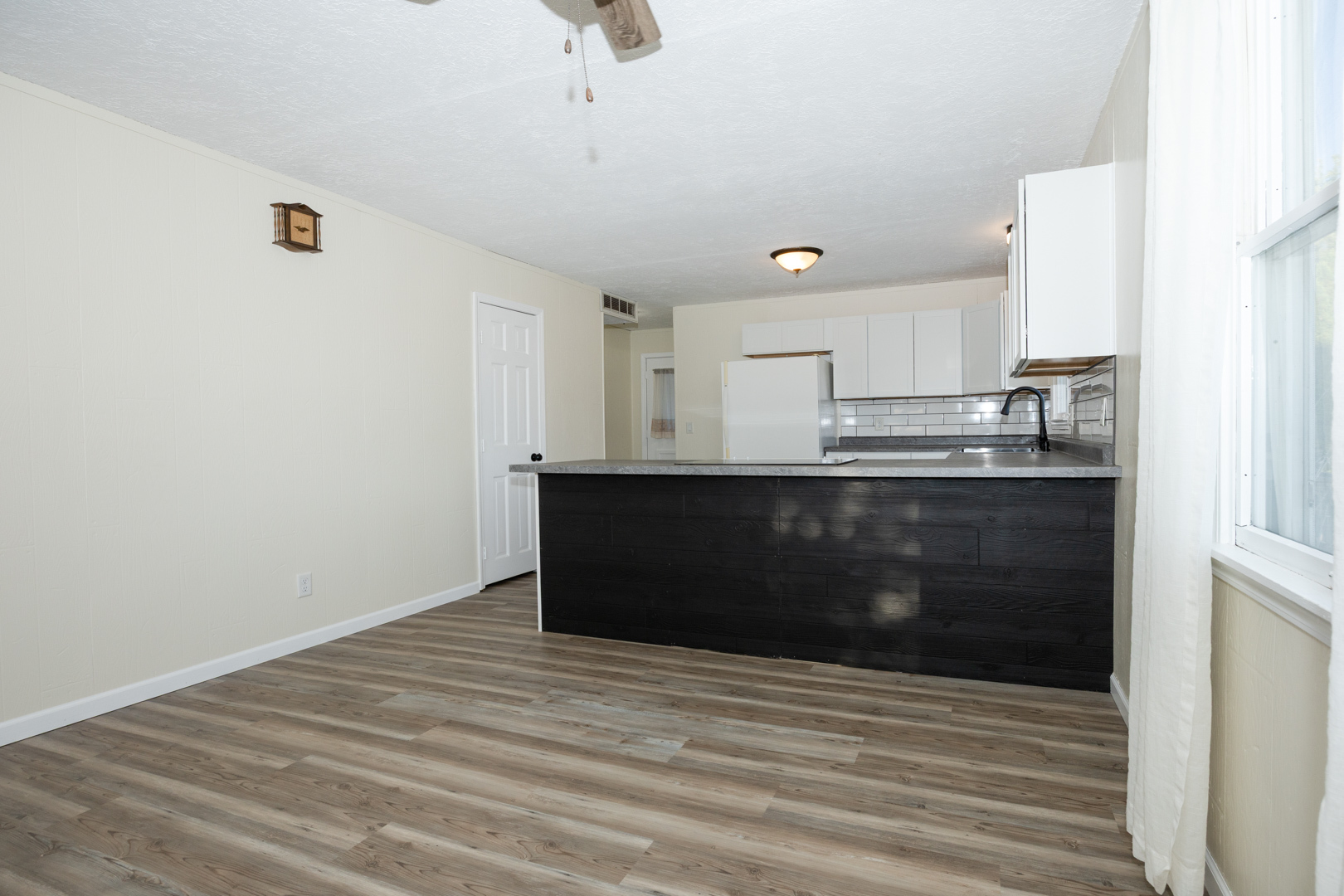 17487 Walden Road Hudson, IL 61748 - Photo 11 of 45 Gallery Image 11