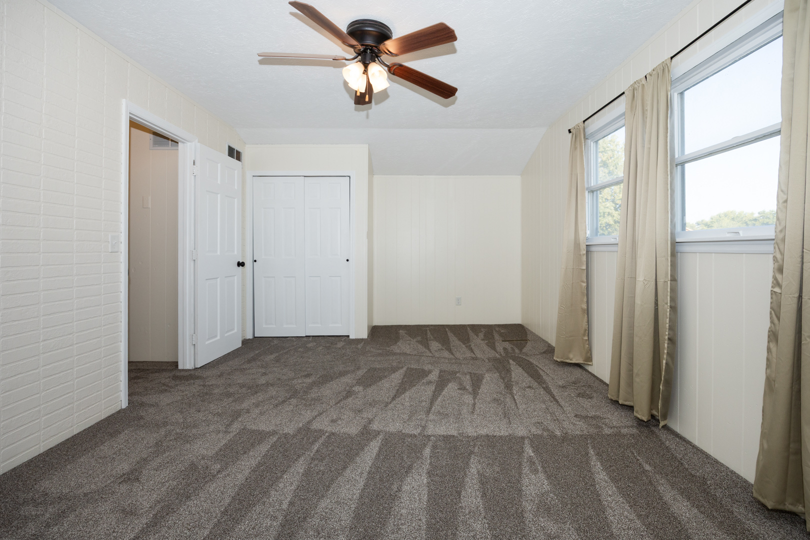 17487 Walden Road Hudson, IL 61748 - Photo 20 of 45 Gallery Image 20