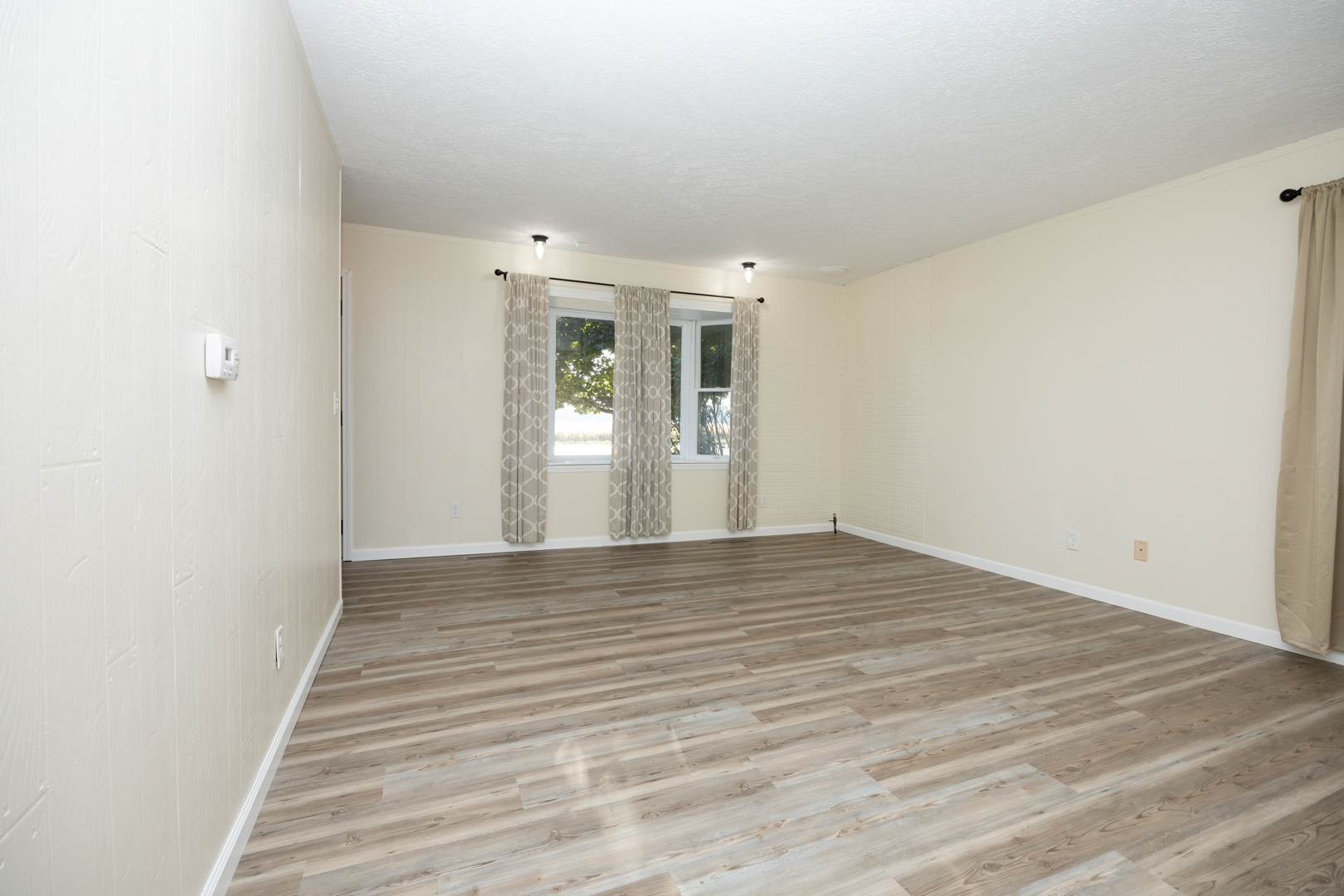 17487 Walden Road Hudson, IL 61748 - Photo 6 of 45 Gallery Image 6
