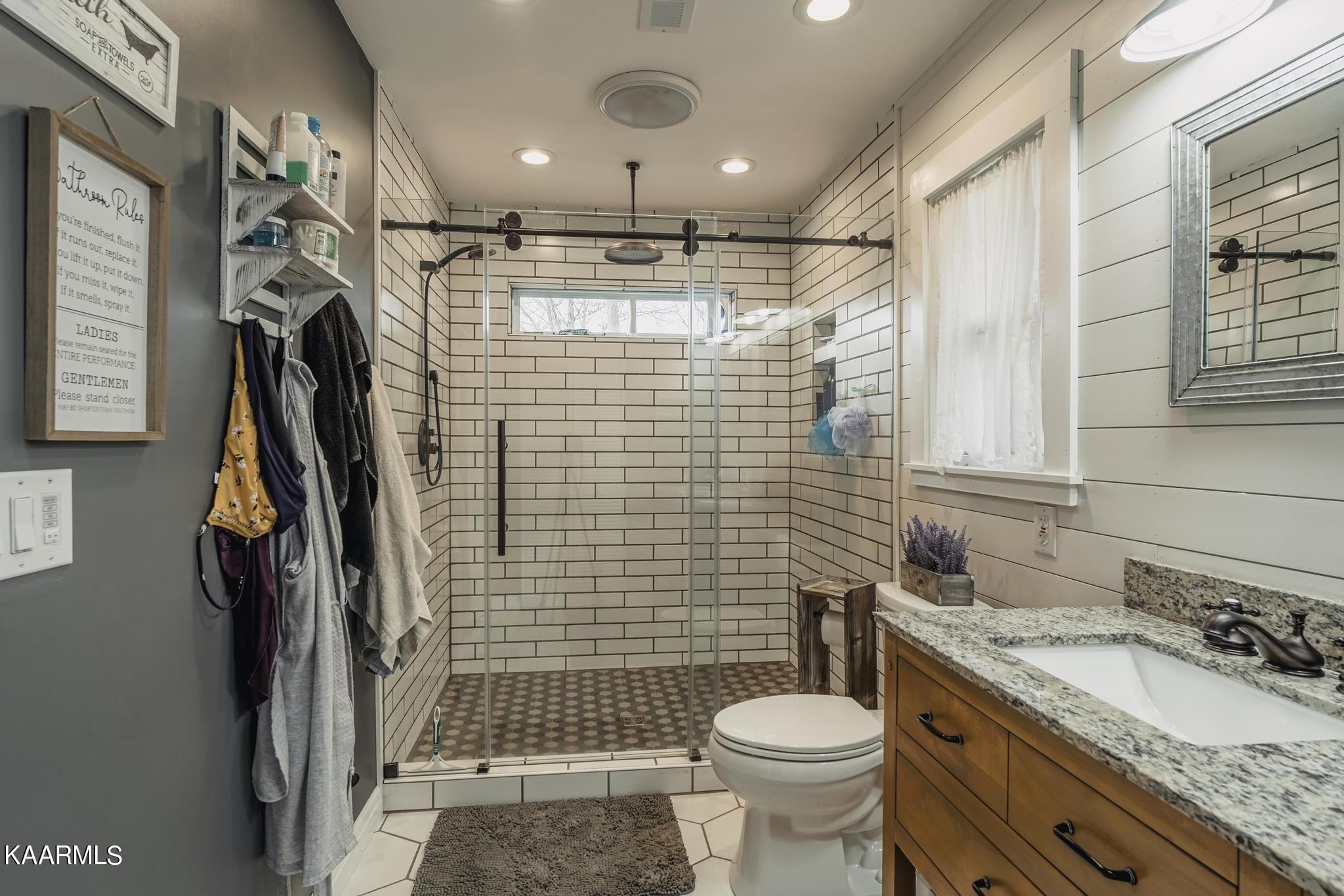240 Bob Hollow Road Sevierville, TN 37876 - Photo 17 of 30 7R200154-HDR