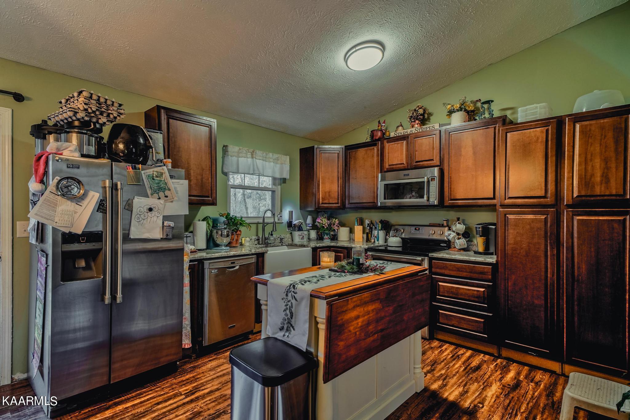 240 Bob Hollow Road Sevierville, TN 37876 - Photo 5 of 30 7R200037-HDR-3
