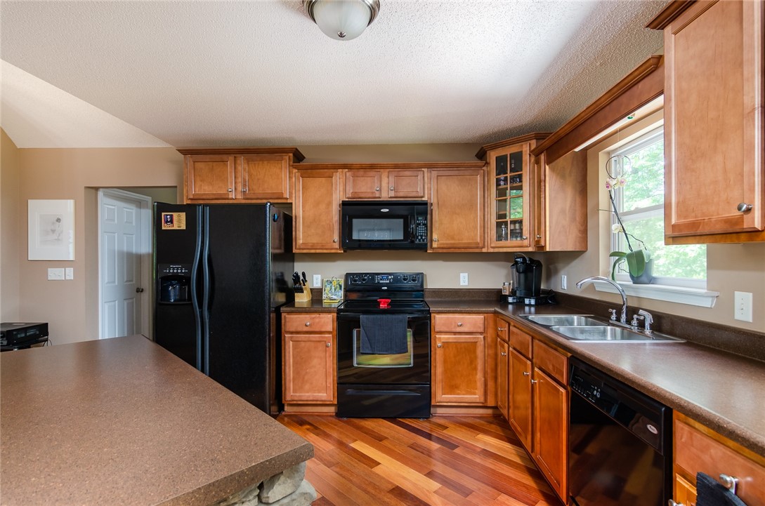 214 North Foxglove Road Westminster, SC 29693 - Photo 12 of 36 Gallery Image 12