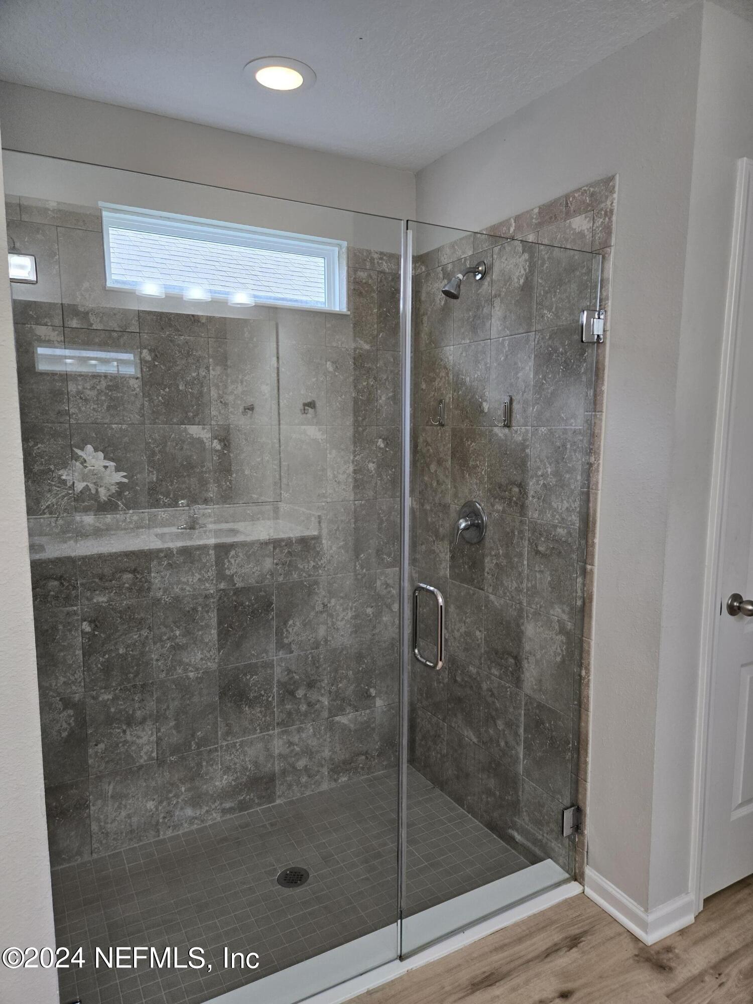 7786 Island Fox Road Jacksonville, FL 32222 - Photo 19 of 37 MBR Shower