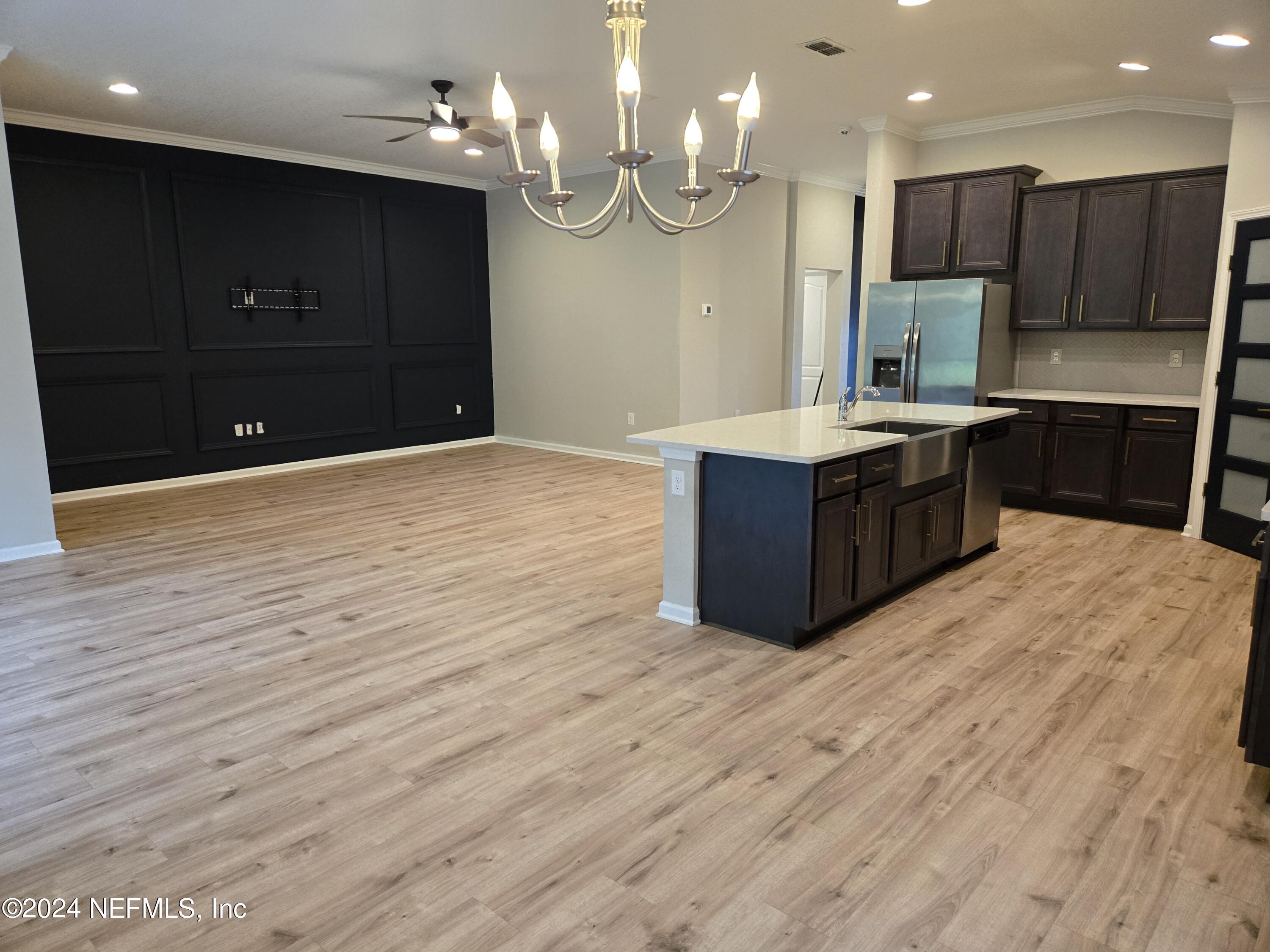 7786 Island Fox Road Jacksonville, FL 32222 - Photo 10 of 37 Living Room