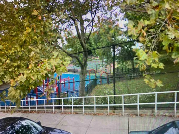 a view of yard with green space