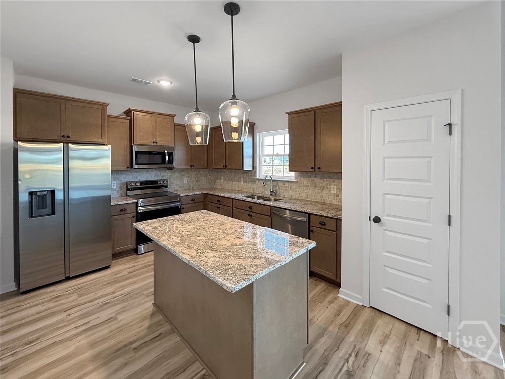 977 Buckhead Loop Southeast Allenhurst, GA 31301 - Photo 4 of 16