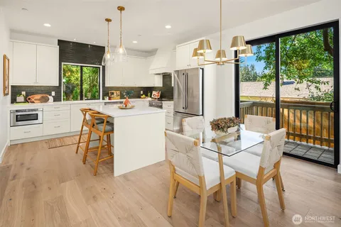 $1,189,000 | 12414 Northeast 72nd Street, Kirkland, WA 98033