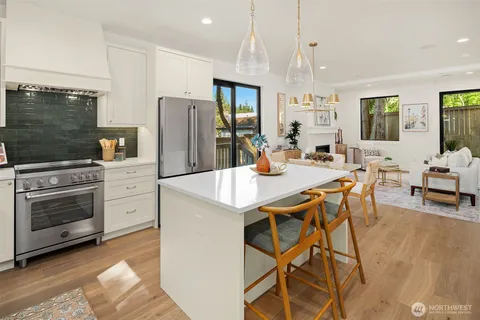 $1,189,000 | 12414 Northeast 72nd Street, Kirkland, WA 98033