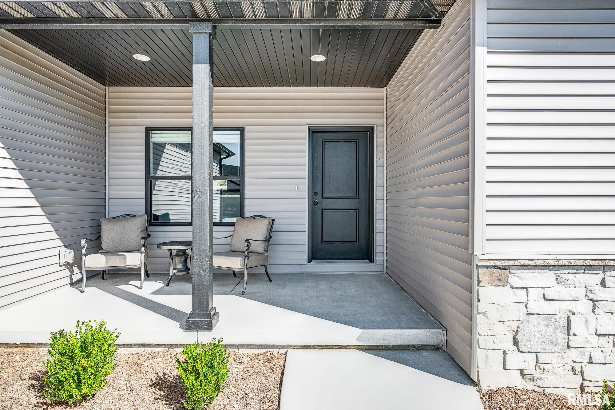 2404 Boulder Drive Normal, IL 61761 - Photo 3 of 46