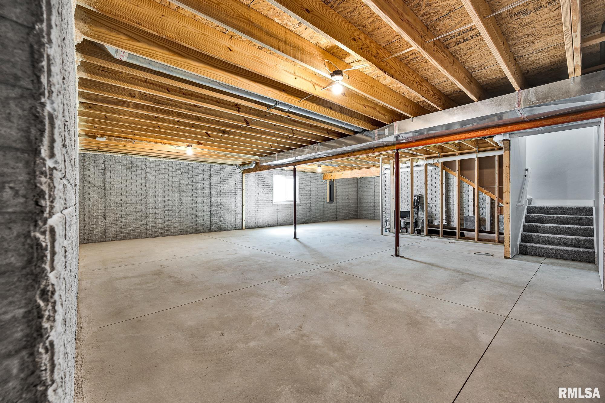 2404 Boulder Drive Normal, IL 61761 - Photo 33 of 46