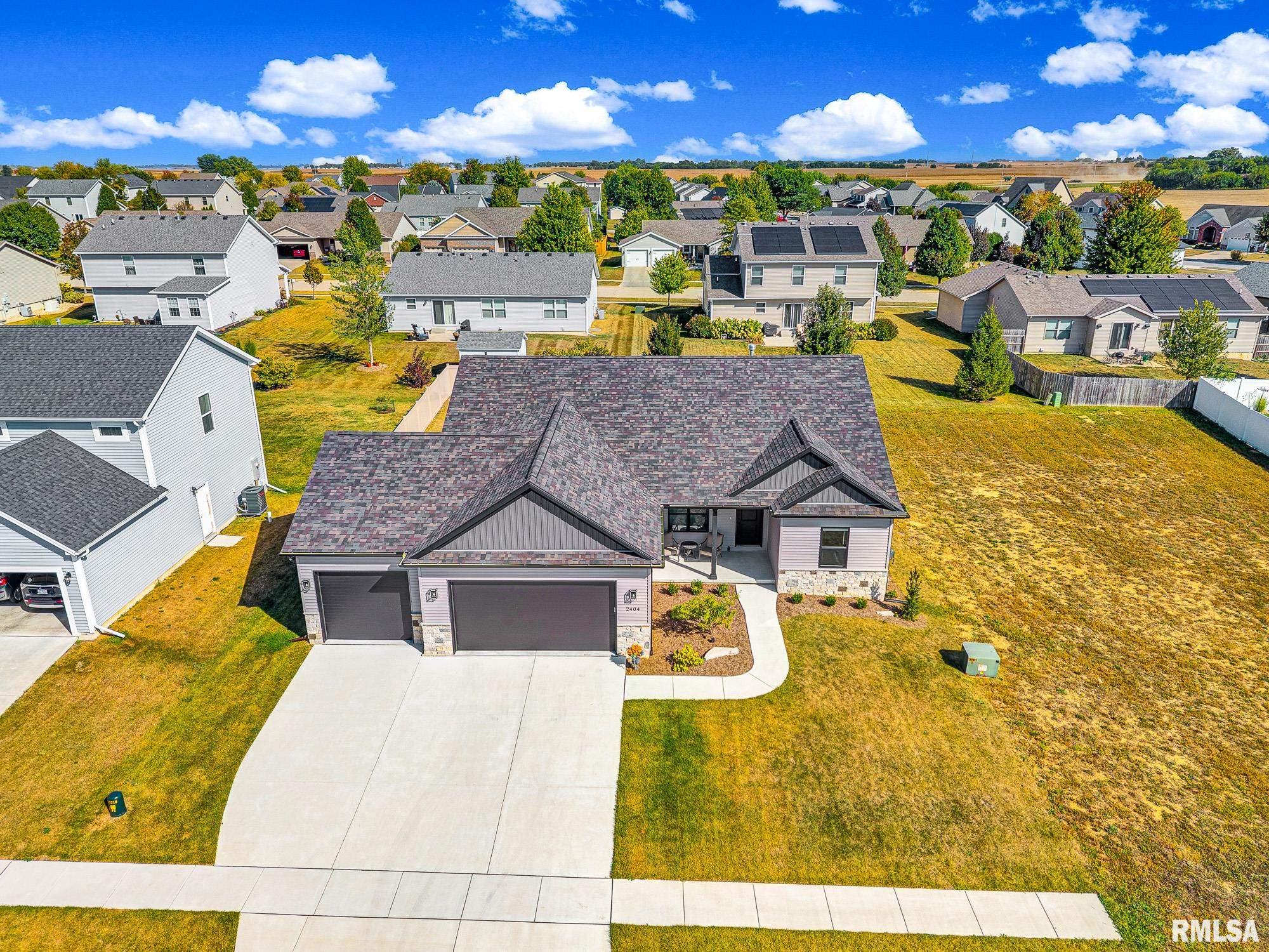 2404 Boulder Drive Normal, IL 61761 - Photo 37 of 46