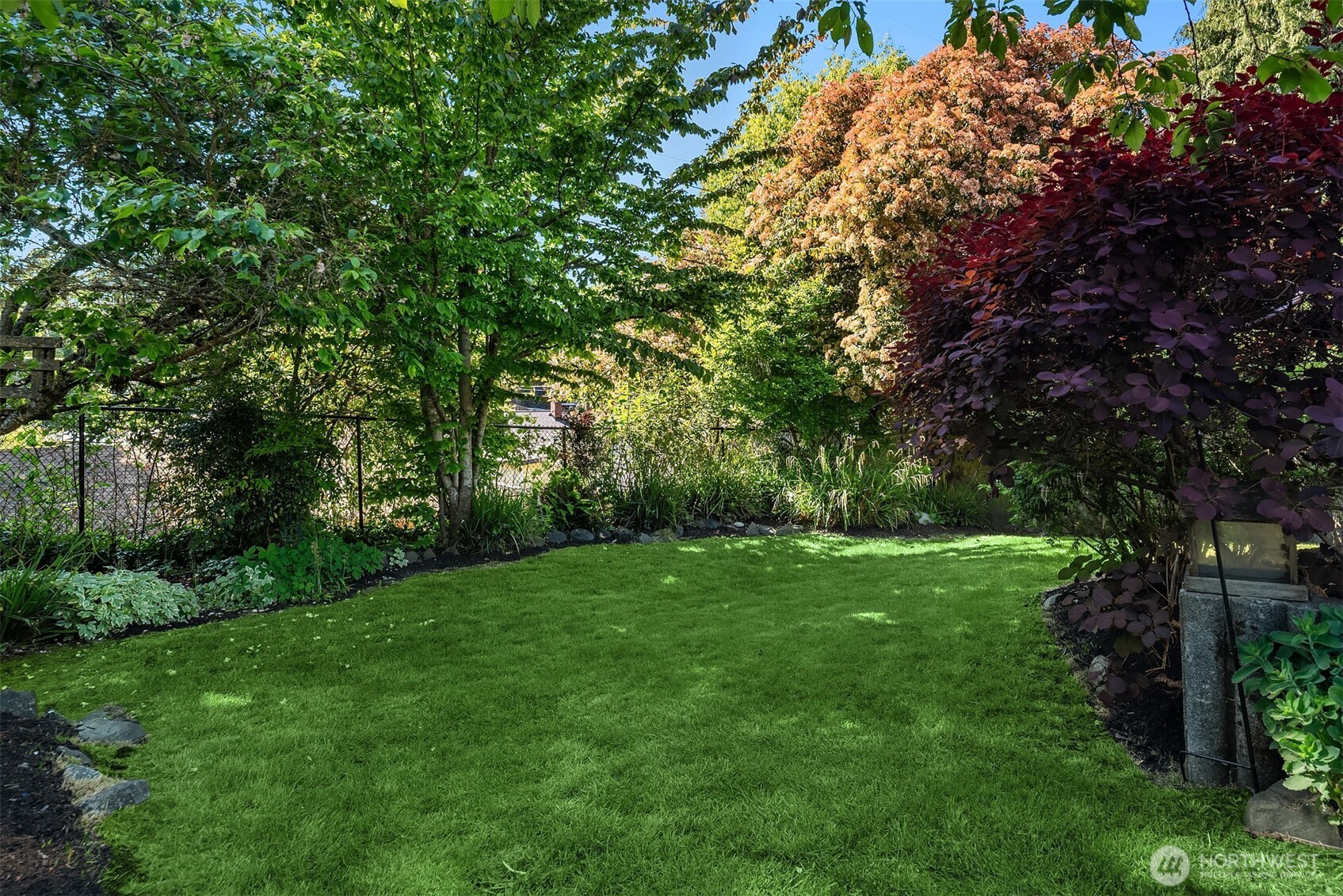 4007 49th Avenue Southwest Seattle, WA 98116 - Photo 29 of 38