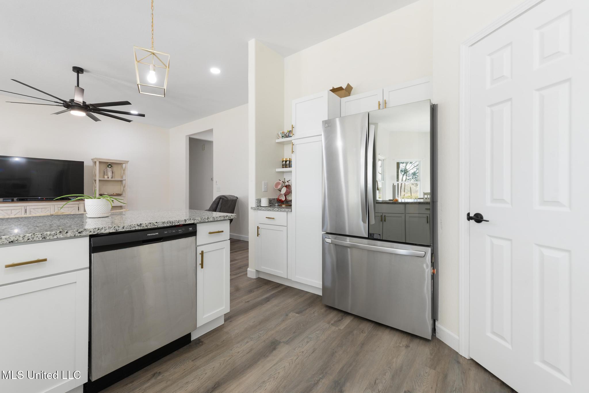 23439 Success Road Saucier, MS 39574 - Photo 11 of 31 011