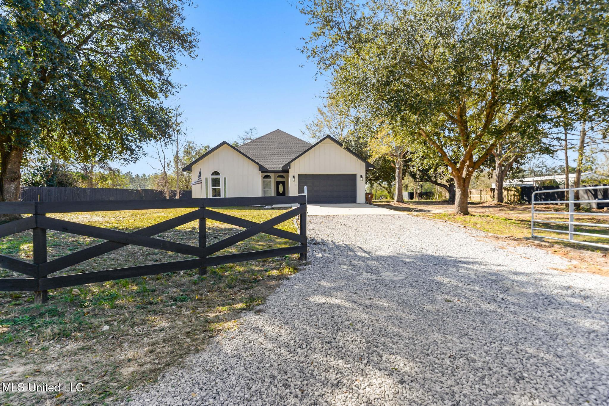 23439 Success Road Saucier, MS 39574 - Photo 3 of 31 003