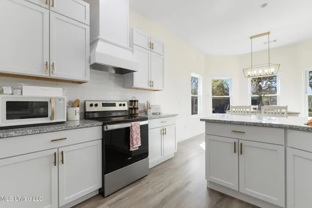 $340,000 | 23439 Success Road, Saucier, MS 39574