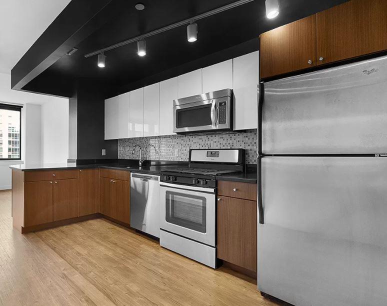 525 West 28th Street, Unit 863 Manhattan, NY 10001 - Photo 2 of 11