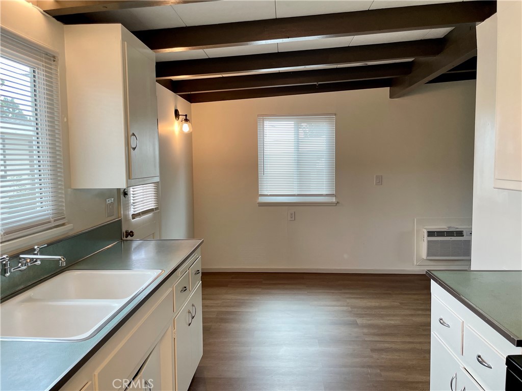 767 Baylor Avenue Claremont, CA 91711 - Photo 9 of 14