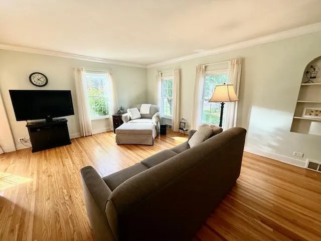 $259,900 | 506 East 2nd Street, Redwood Falls, MN 56283