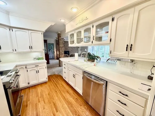 $259,900 | 506 East 2nd Street, Redwood Falls, MN 56283