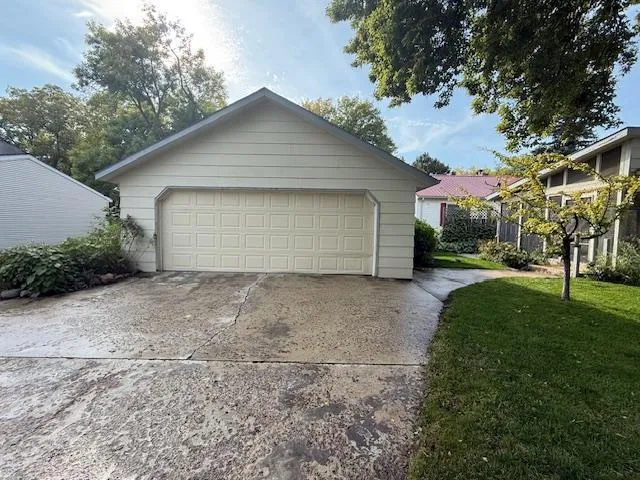 $259,900 | 506 East 2nd Street, Redwood Falls, MN 56283