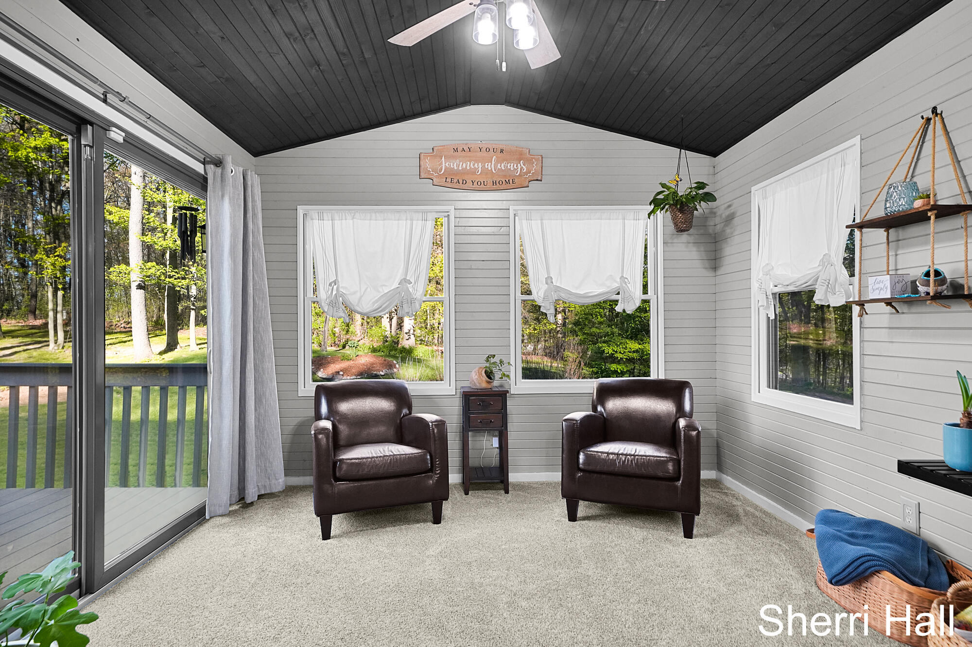7861 West County Line Road Greenville, MI 48838 - Photo 9 of 41 Sun Room