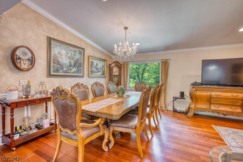 31 Shephard Way Bernards, NJ 07920 - Photo 10 of 30