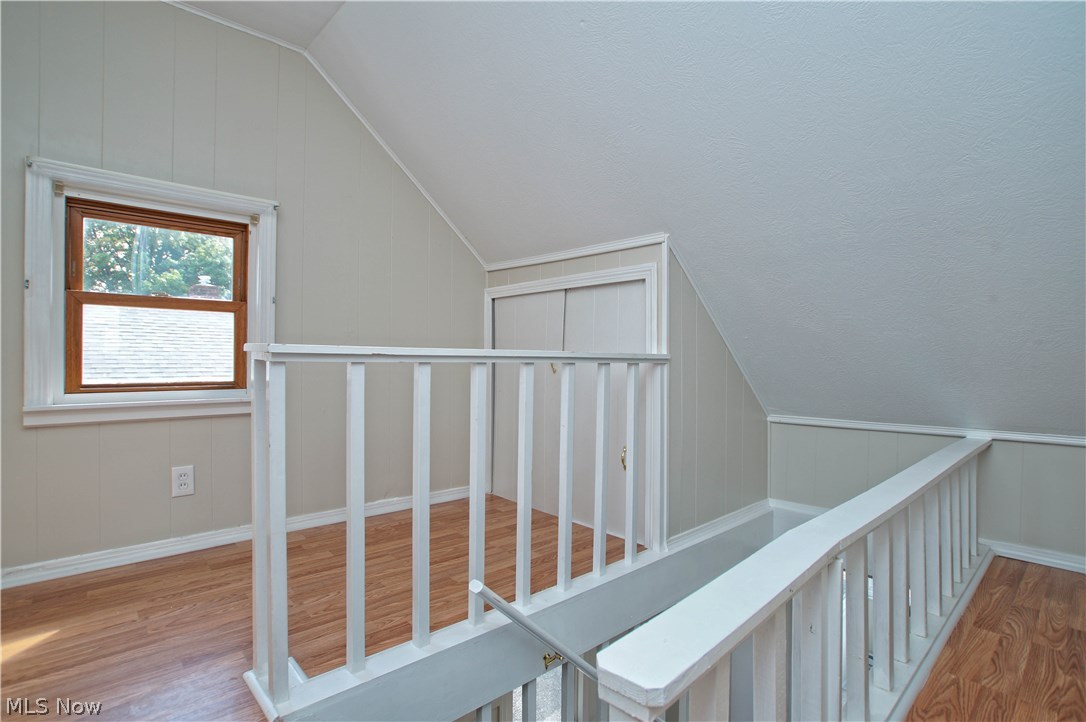 1082 Beachview Road Willoughby, OH 44094 - Photo 10 of 27 Gallery Image 10