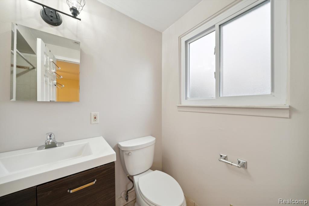 834 Lynndale Drive Rochester Hills, MI 48309 - Photo 49 of 68