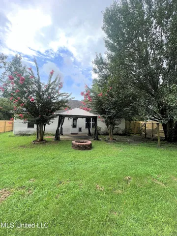 $1,825 | 11700 Quail Creek Drive, Ocean Springs, MS 39564