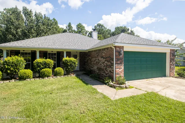 $1,825 | 11700 Quail Creek Drive, Ocean Springs, MS 39564