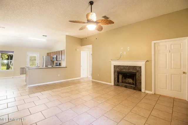 $1,825 | 11700 Quail Creek Drive, Ocean Springs, MS 39564