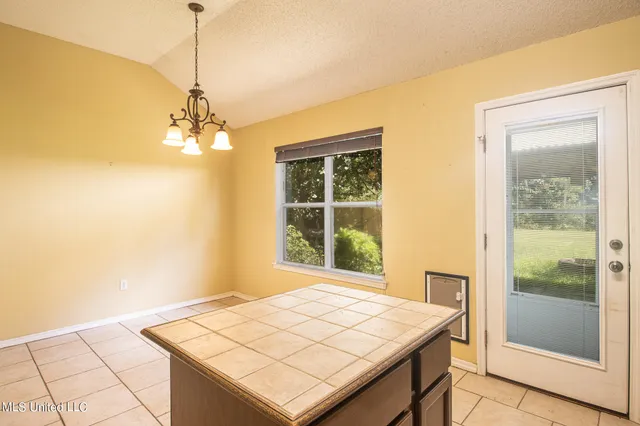 $1,825 | 11700 Quail Creek Drive, Ocean Springs, MS 39564