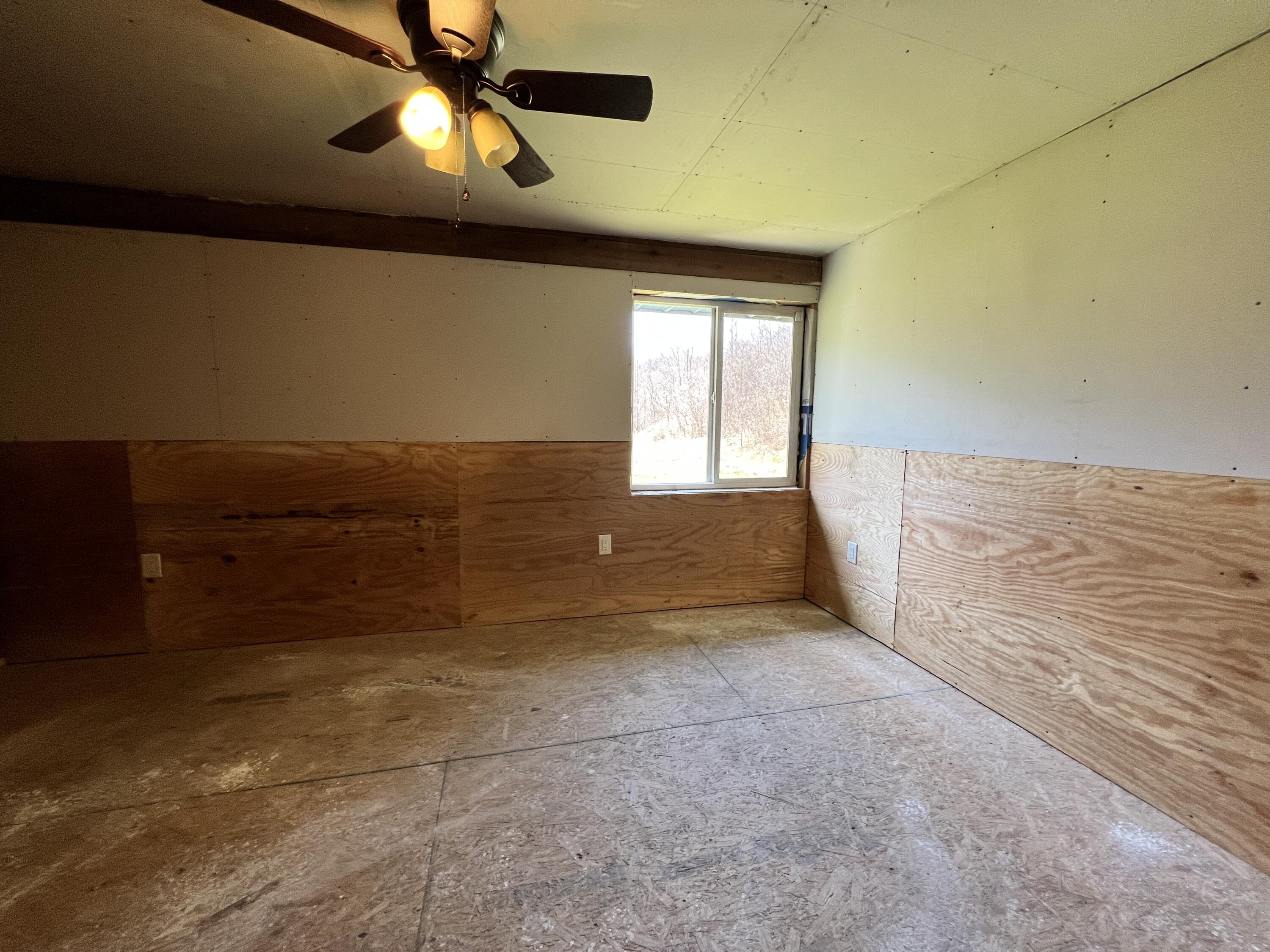 2229 Buckeye Branch Road Flat Lick, KY 40935 - Photo 26 of 101 AD33D8CA-9A9E-4528-8908-09124CB22201