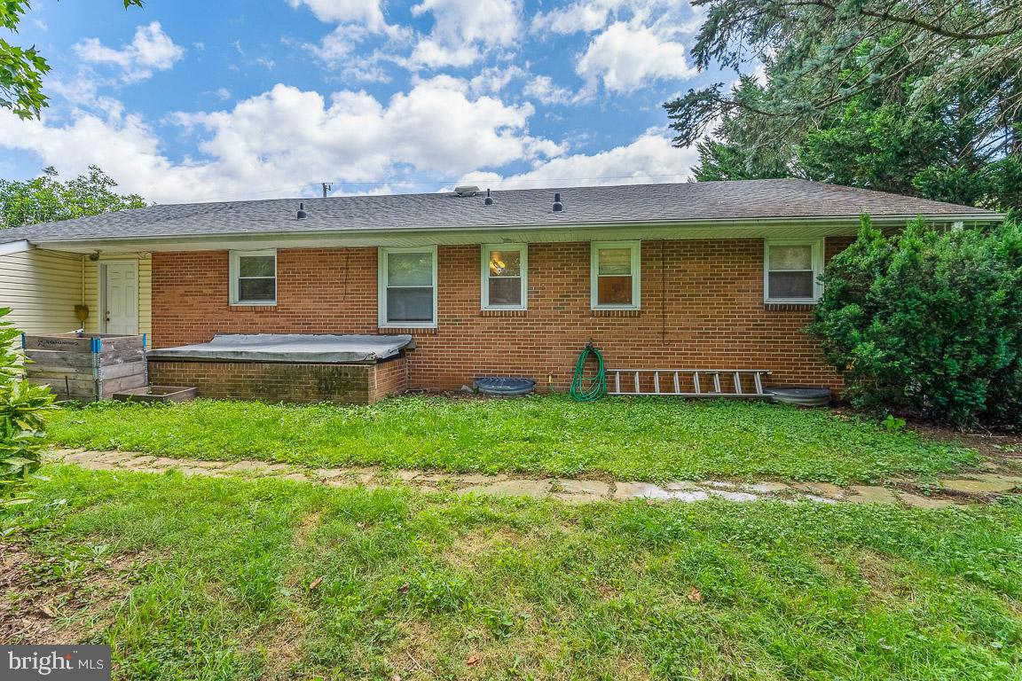 311 Russelcroft Road Winchester, VA 22601 - Photo 30 of 34 Back of house