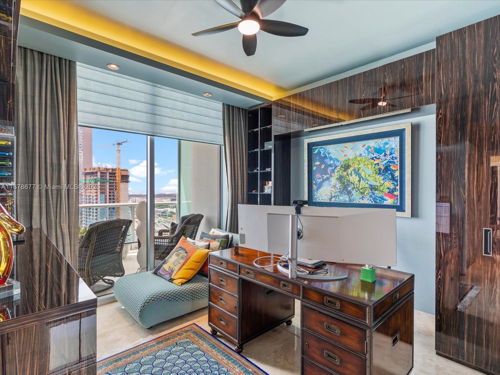 900 Biscayne Boulevard, Unit 3709 Miami, FL 33132 - Photo 32 of 57 a living room with furniture