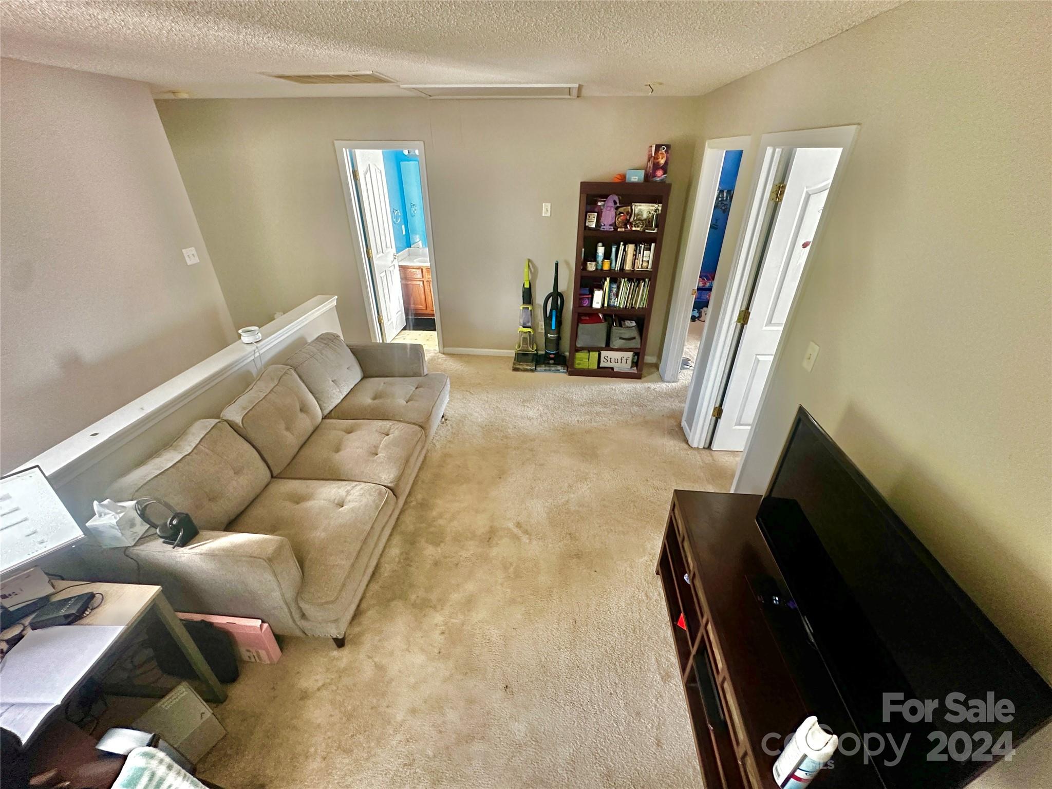 1031 Hipp Road Charlotte, NC 28216 - Photo 12 of 14 Gallery Image 12