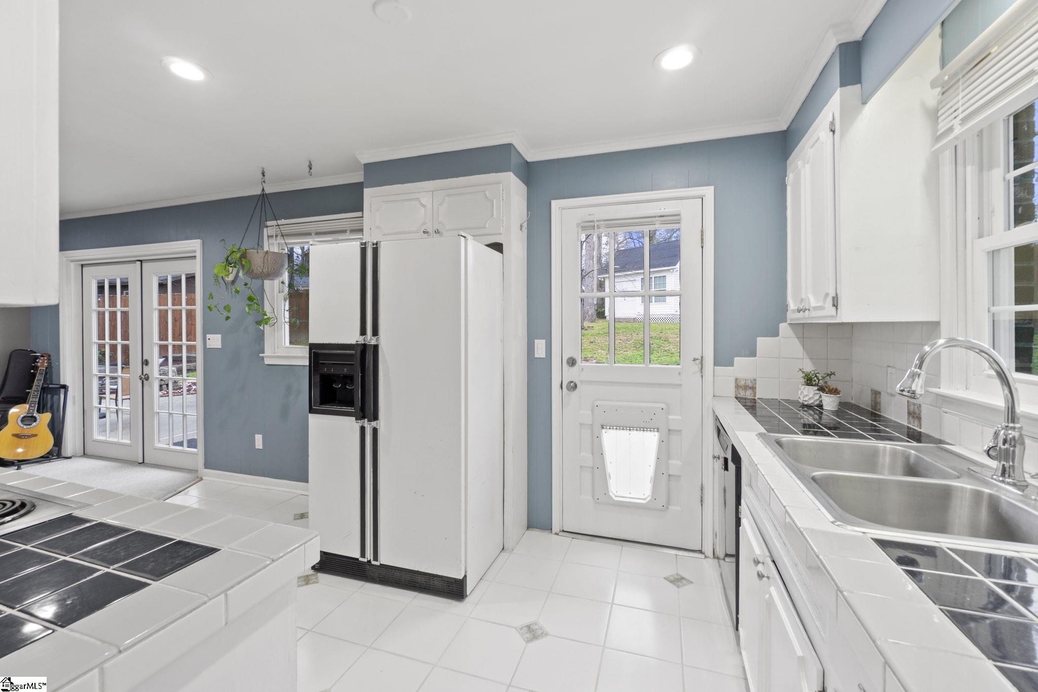 3 Ikes Road Taylors, SC 29687 - Photo 7 of 25 Gallery Image 7