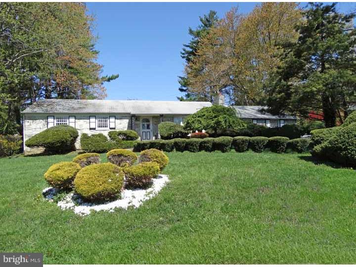 3880 Martin Road Huntingdon Valley, PA 19006 - Photo 3 of 25 Exterior