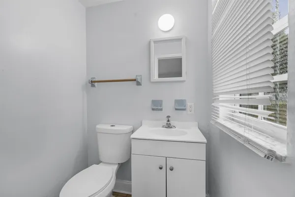 $1,900 | 307 Essex Drive, Fort Pierce, FL 34946