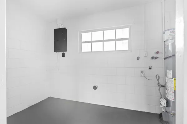 $1,900 | 307 Essex Drive, Fort Pierce, FL 34946