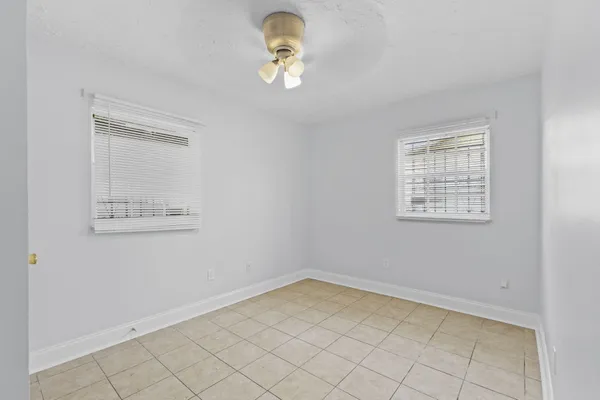 $1,900 | 307 Essex Drive, Fort Pierce, FL 34946