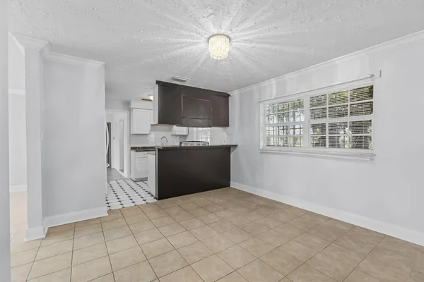 $1,900 | 307 Essex Drive, Fort Pierce, FL 34946