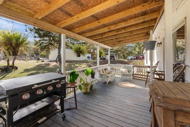 a view of a outdoor space with seating area