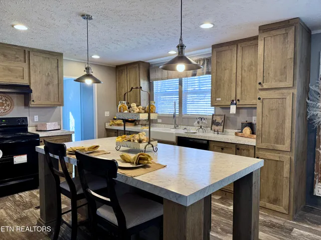 $449,000 | 6435 Back Valley Road, Evensville, TN 37332