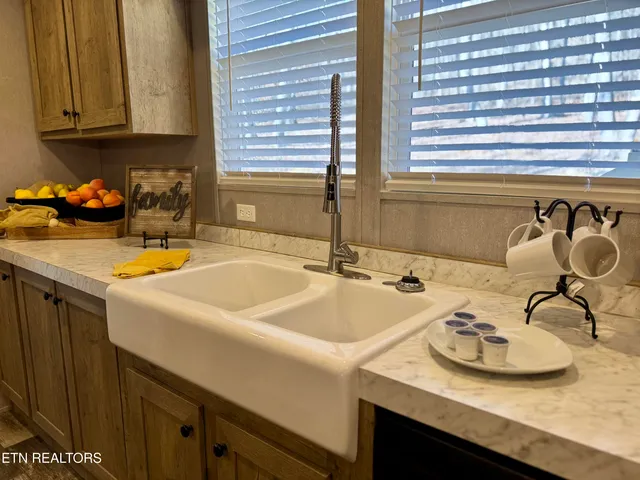 $449,000 | 6435 Back Valley Road, Evensville, TN 37332