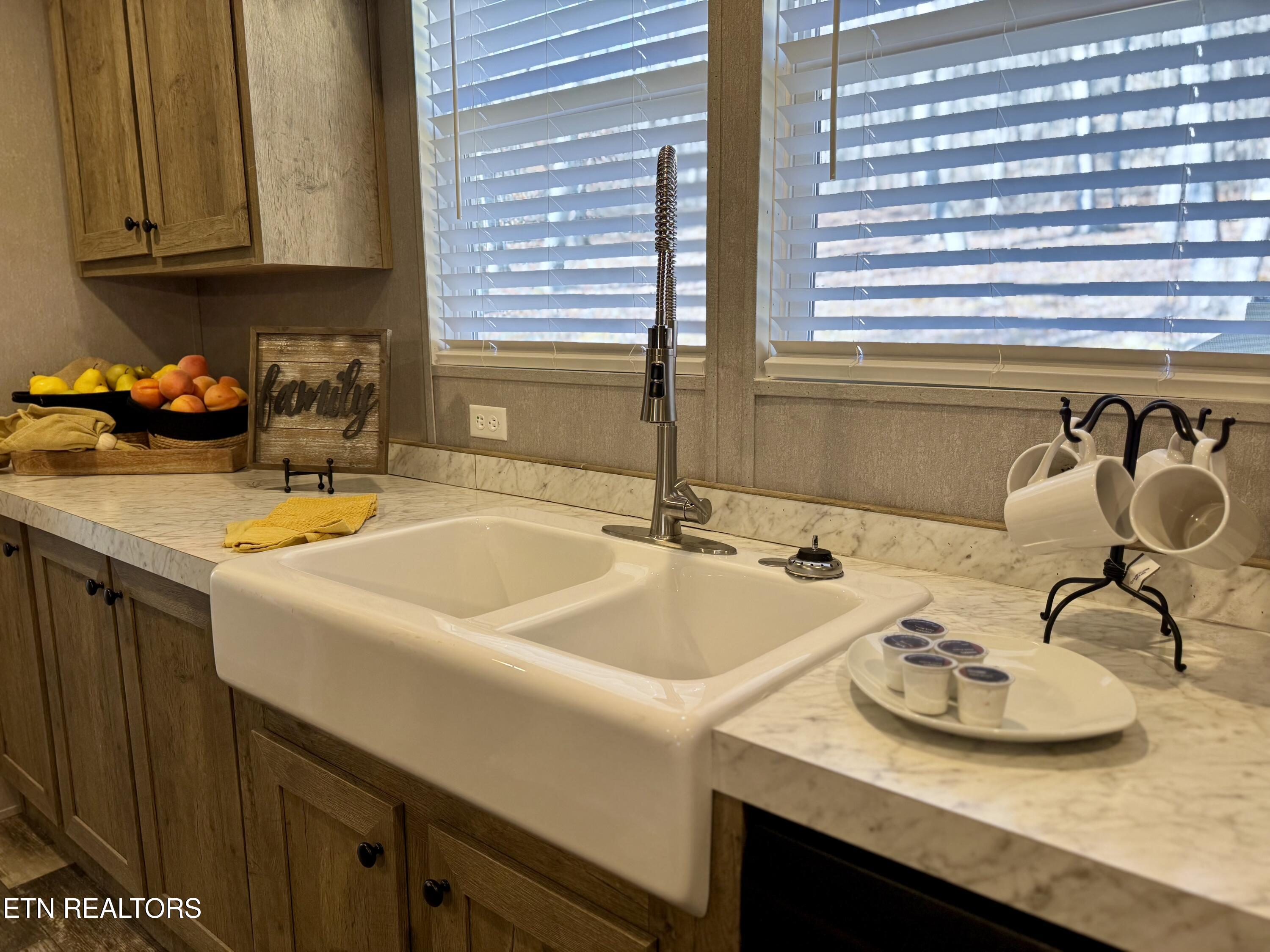 6435 Back Valley Road Evensville, TN 37332 - Photo 20 of 33 IMG_7992