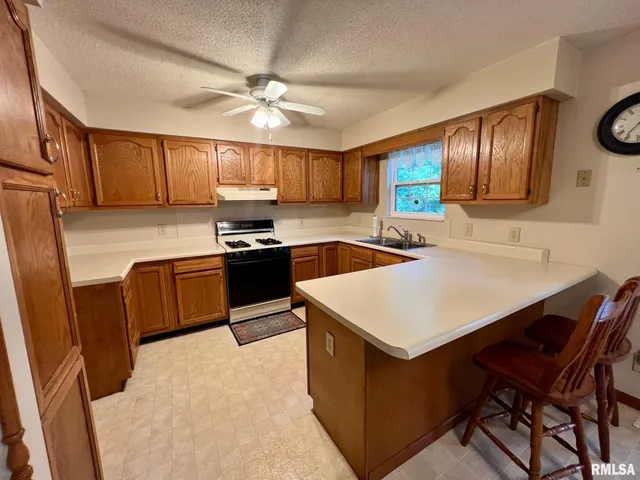 $118,500 | 107 Kahbeah Lane, Tallula, IL 62688