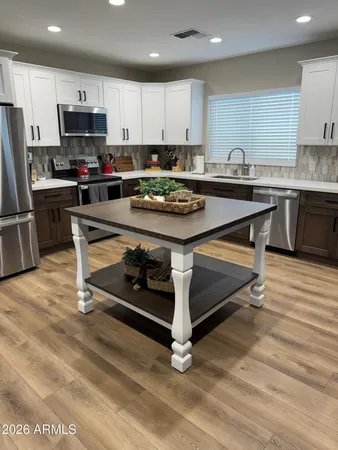 $7,950 | 211 Dakota Street, Unit 2, Chandler, AZ 85225