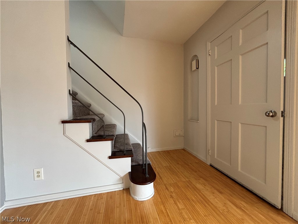 2607 Saybrook Road University Heights, OH 44118 - Photo 4 of 34 Gallery Image 4