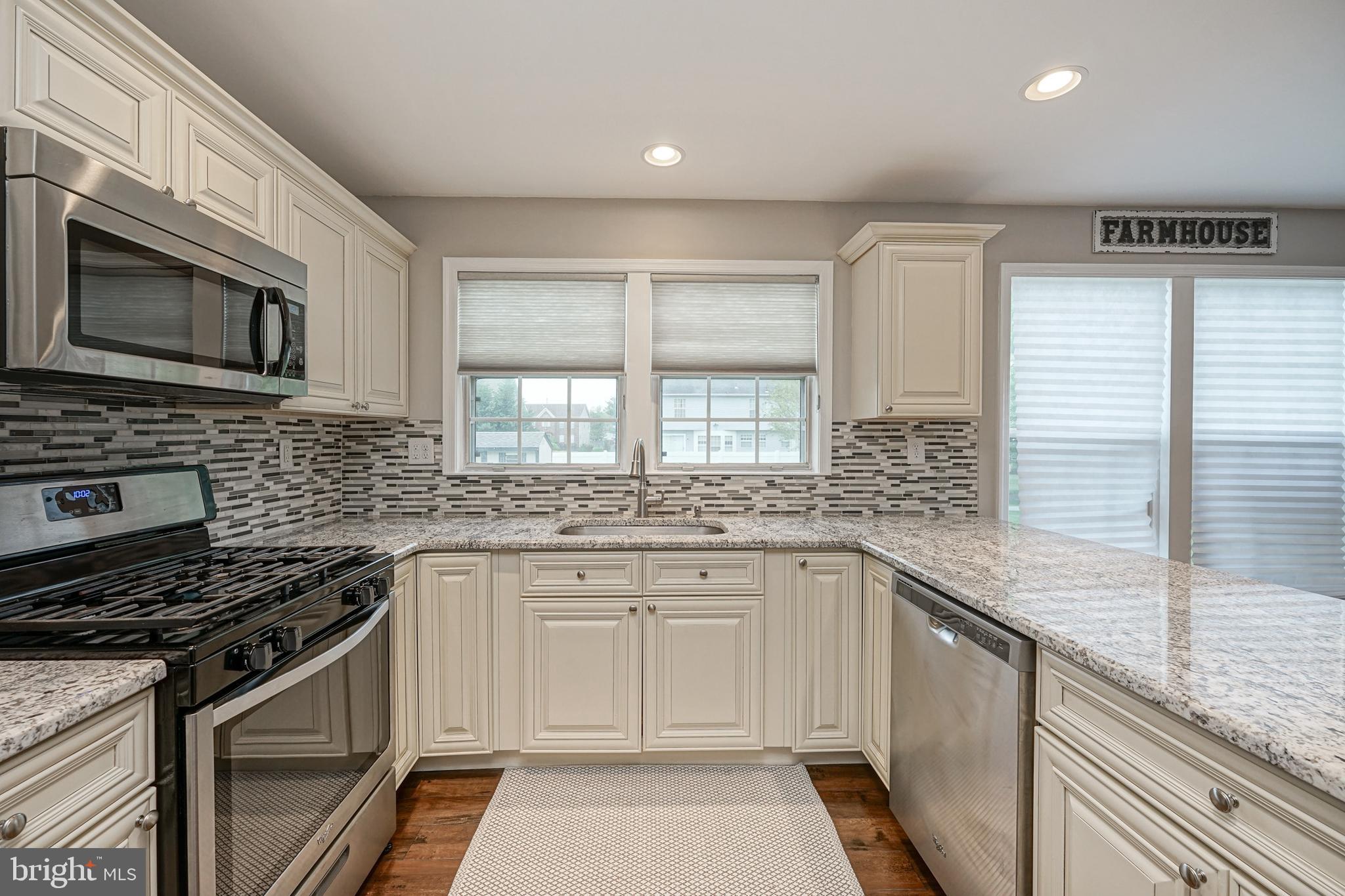 1115 Falkirk Road Williamstown, NJ 08094 - Photo 9 of 42 Ktichen